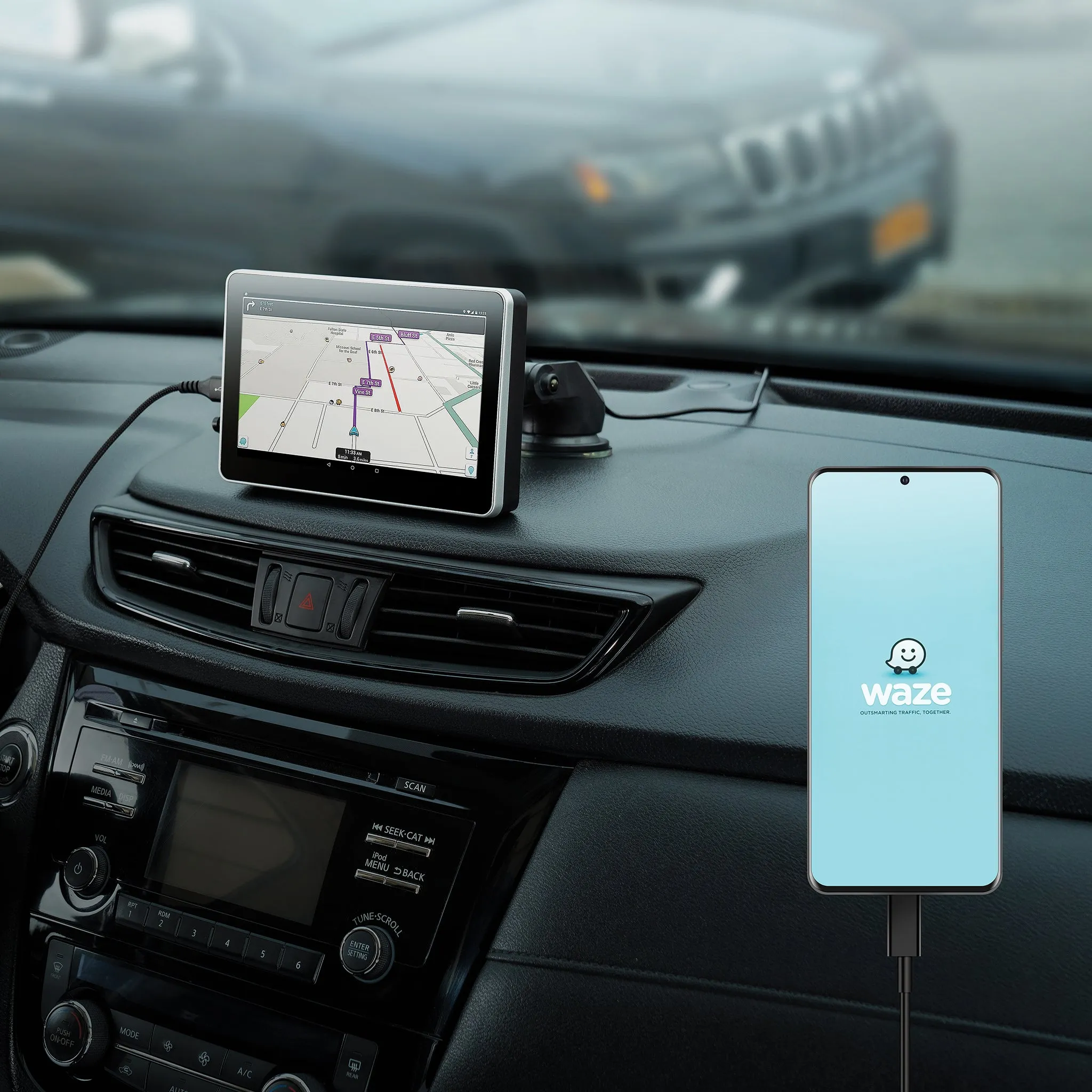 REFURBISHED - INTELLIDASH®   DASHBOARD MOUNTED SMART DISPLAY - CAR AND DRIVER DU900RB